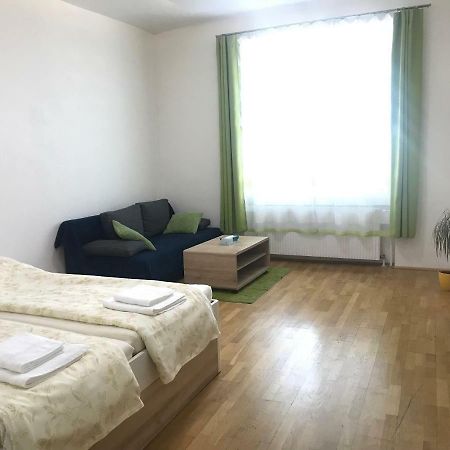 Pasettistrasse 31 Apartment Wina Bagian luar foto
