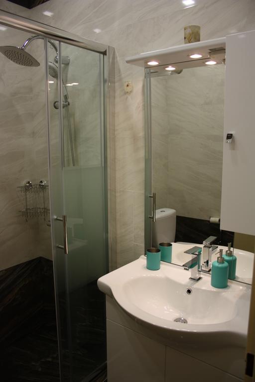 Pasettistrasse 31 Apartment Wina Bagian luar foto