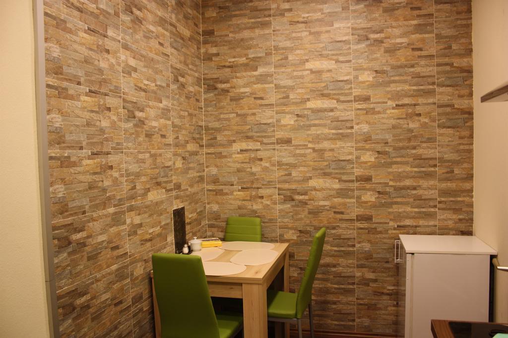 Pasettistrasse 31 Apartment Wina Bagian luar foto